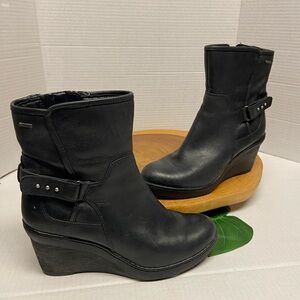 Clarks Leather Wedge Ankle Boots